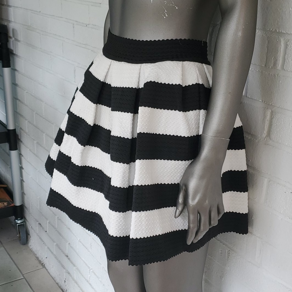 Black and white striped high-waisted skirt